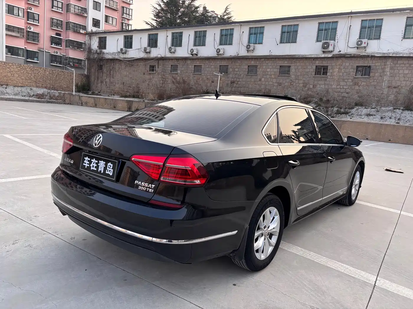 Volkswagen Passat 2015 1.8TSI Automatic Prestige Edition фото 6