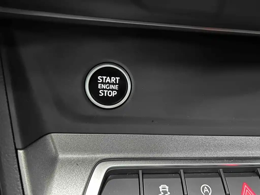 Audi Q3 2023 2023 35 TFSI Fashion Dynamic (1.4T)