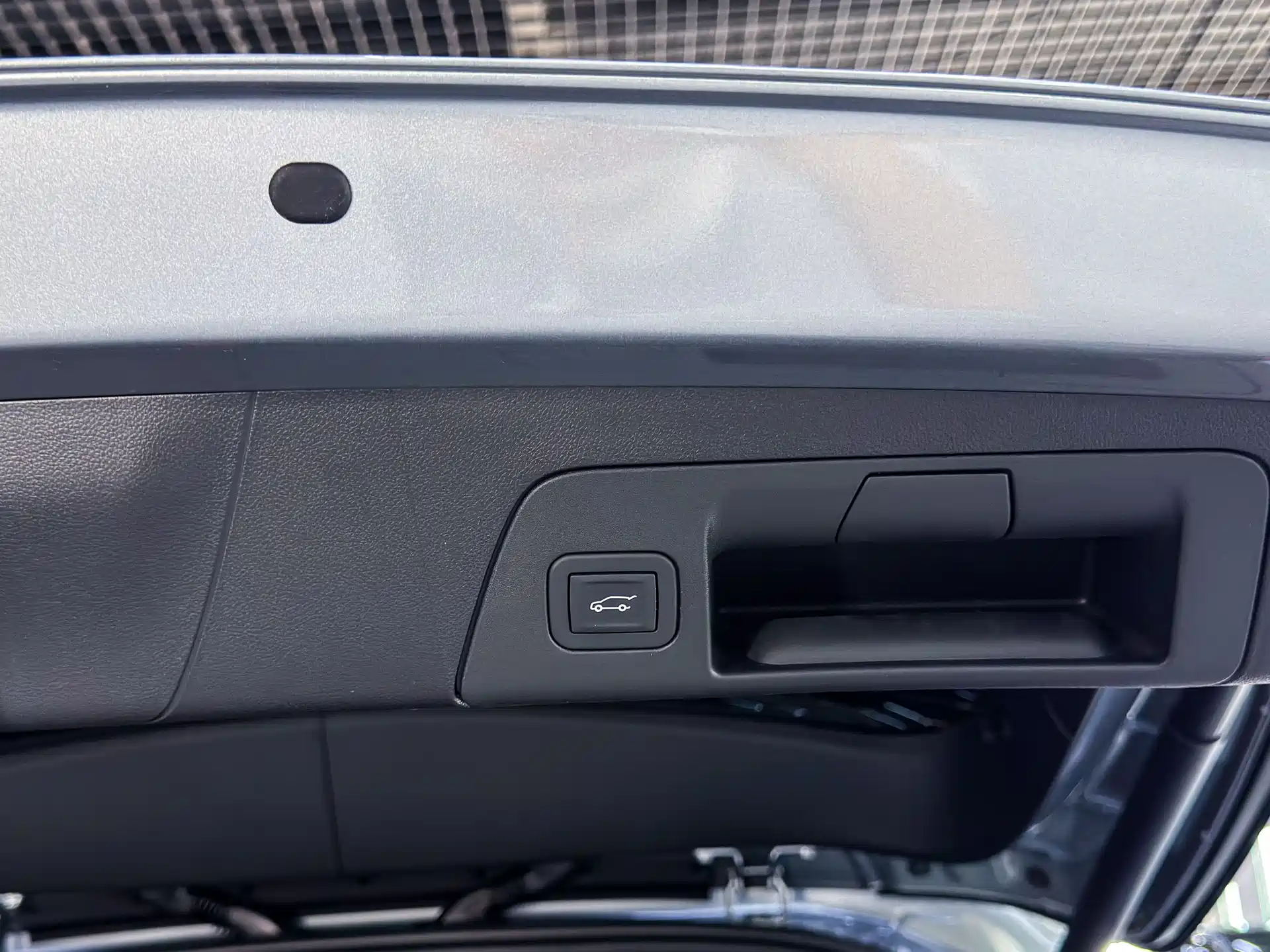 Photo 16 - Buick Envision S