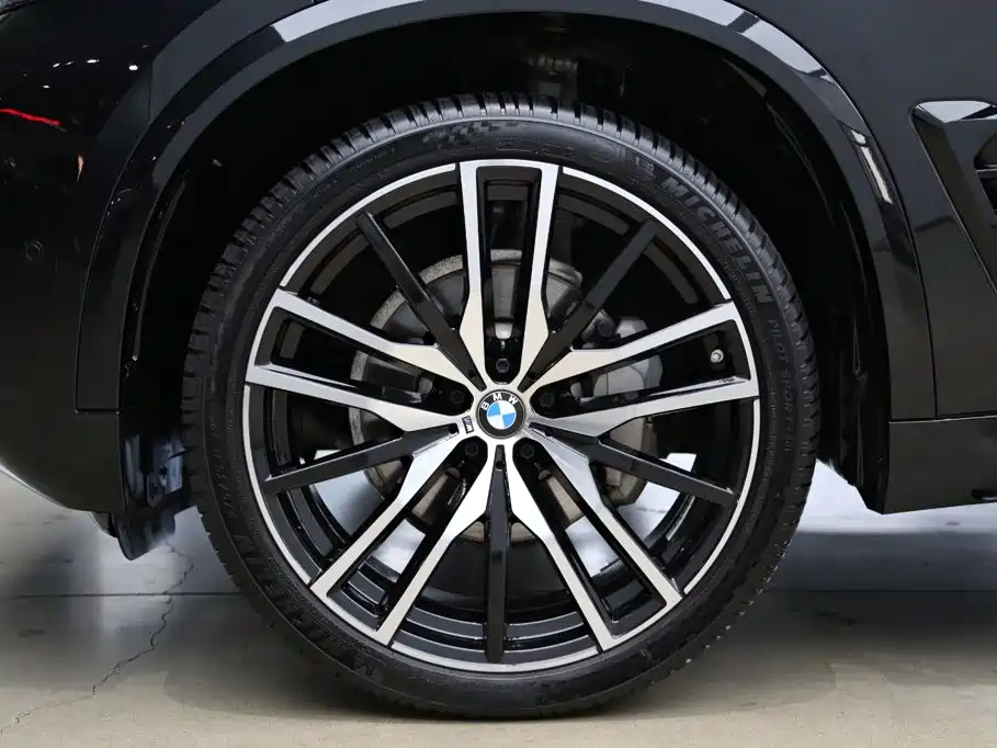 Photo 27 - BMW X5