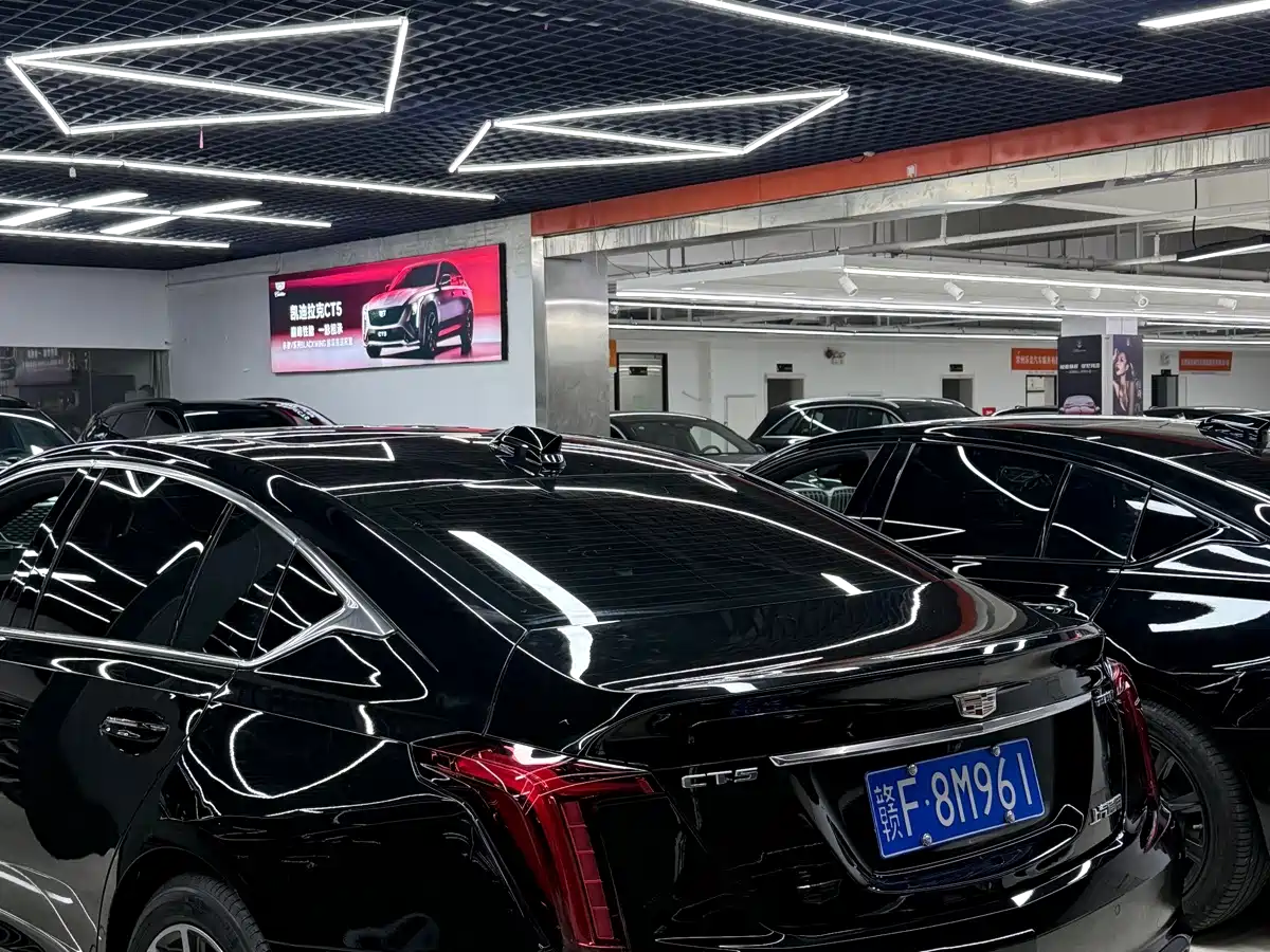 Cadillac CT5 2025 2025 Model 28T Urban Sport Edition