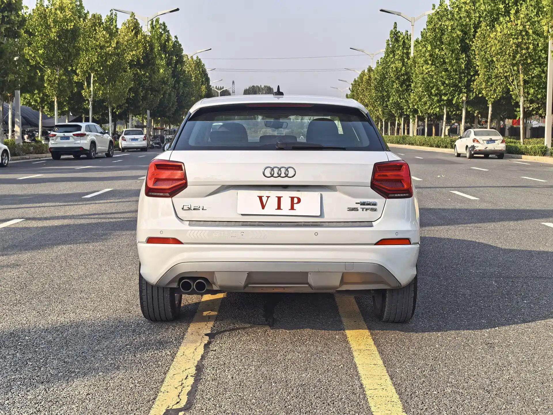 Фото 8 - Audi Q2L
