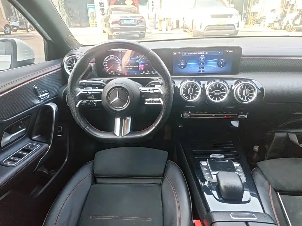 Mercedes-Benz A-Class 2024 2024 A 200 L Fashion Edition