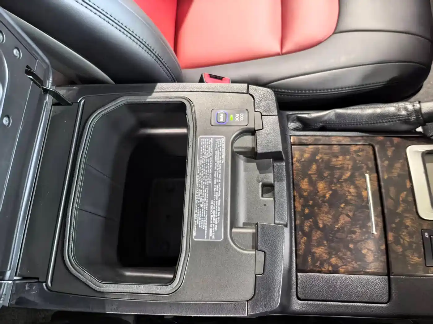 Toyota Land Cruiser (Import) 2015