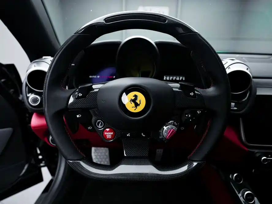 Photo 14 - Ferrari GTC4Lusso