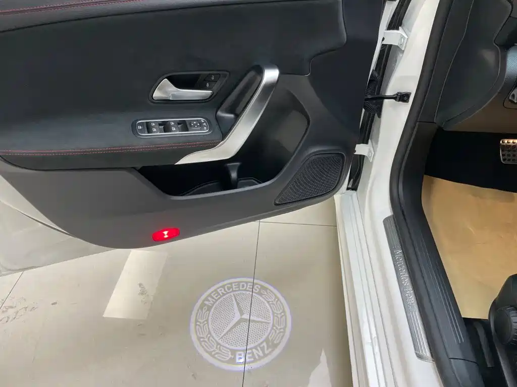 Mercedes-Benz CLA (Import) 2023 2022 Facelift CLA 200 Shooting Brake
