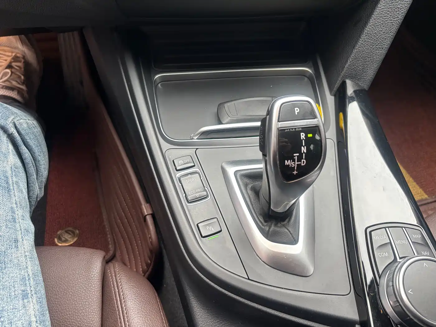 BMW 3 Series 2018 320Li Leading M Sport Package фото 5