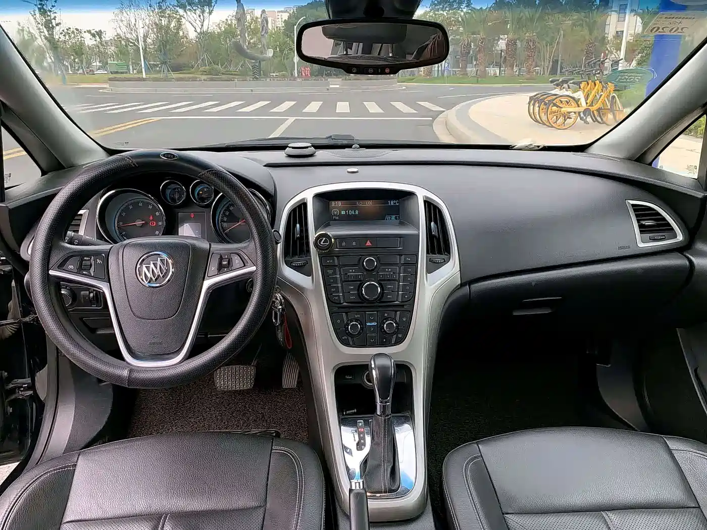 Photo 8 - Buick Excelle