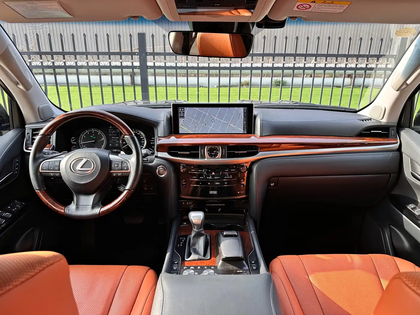 Lexus LX 2016 570 Luxury Premium Edition фото 21