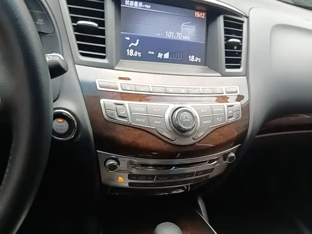 صورة 13 - Infiniti QX60 (Import)