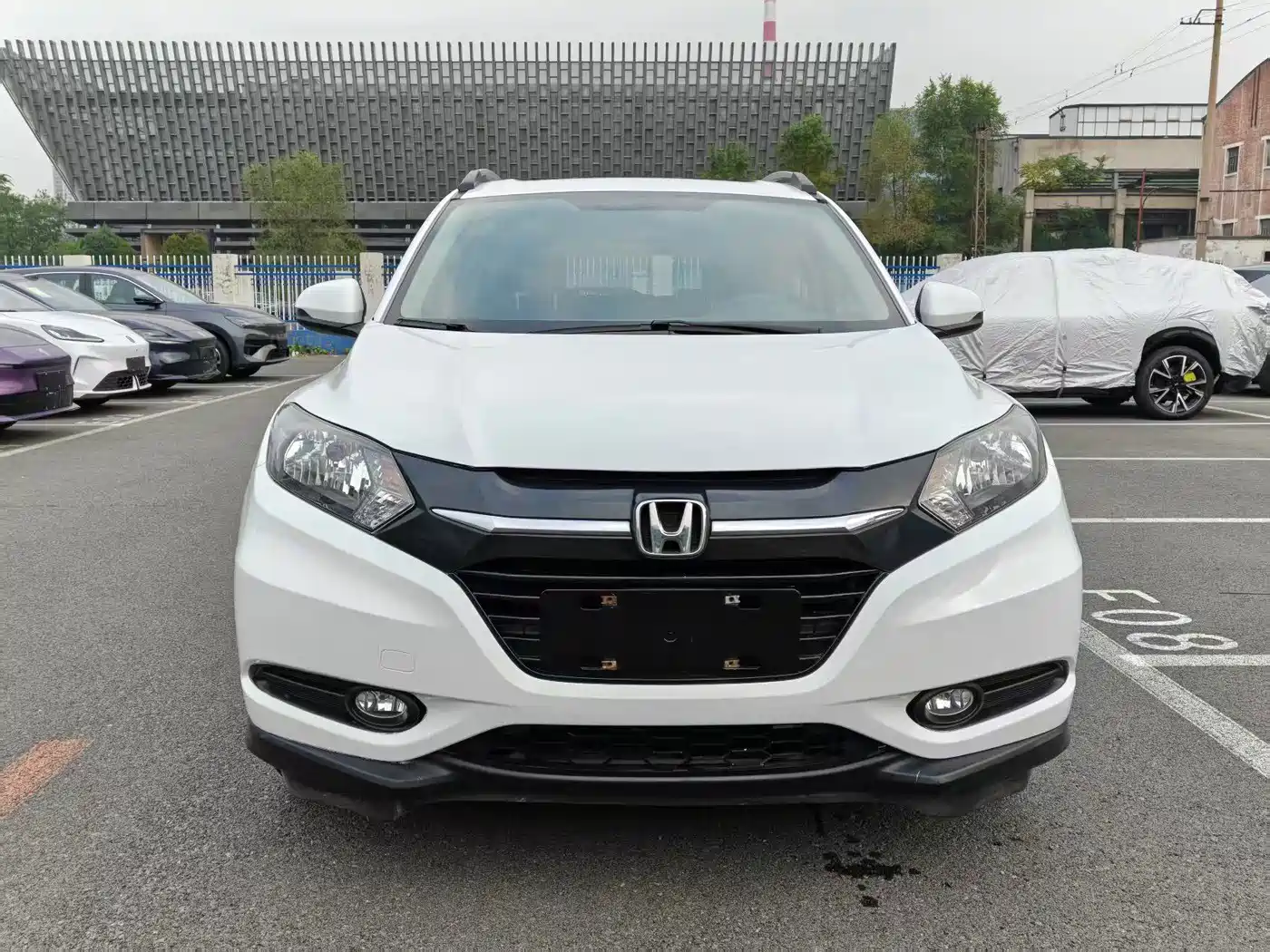 Honda Vezel 2016 2015 1.5L CVT 2WD Comfort