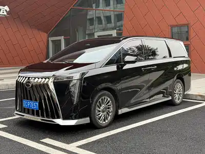 Trumpchi M8