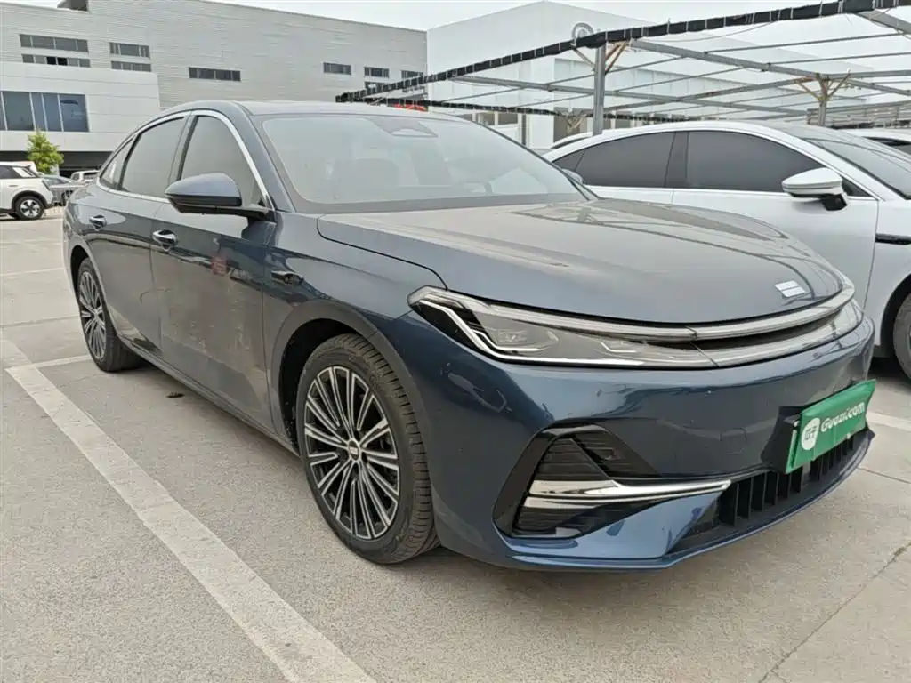 Geely Galaxy Galaxy A7 2025 EM-i фото 4