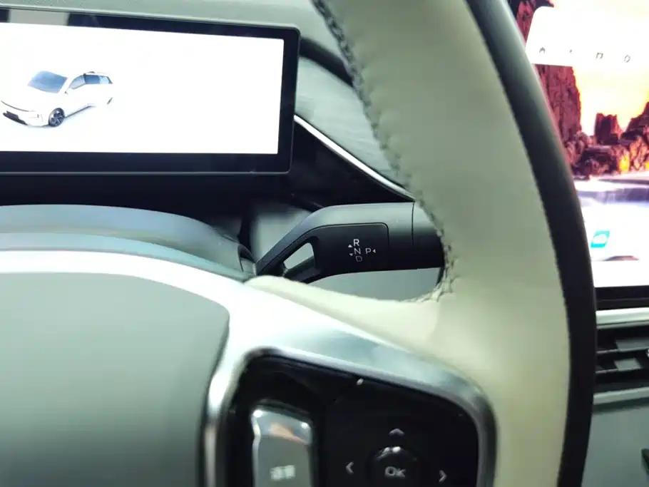 Geely Galaxy Galaxy L6 2026 2025 EM-i 140km Starship Edition