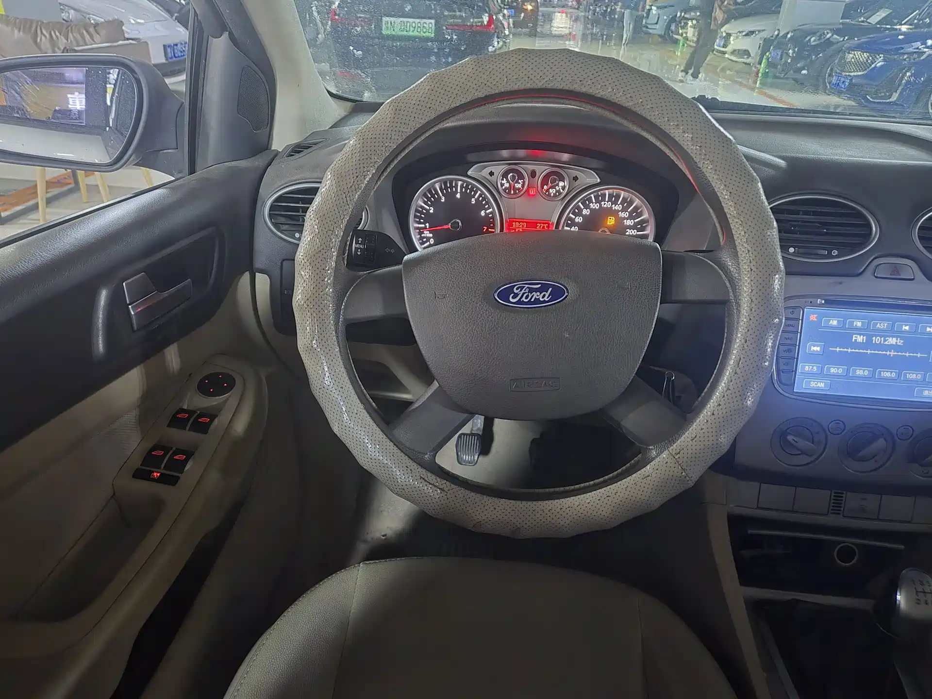 Фото 6 - Ford Focus