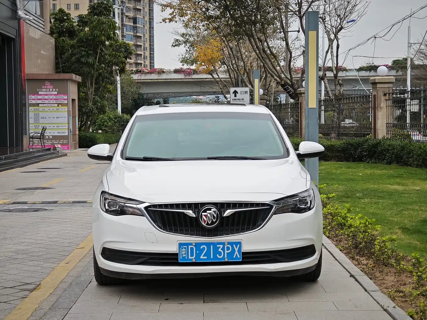 Buick Excelle 2021 Facelift 1.3T Auto Mild Hybrid Elite фото 2