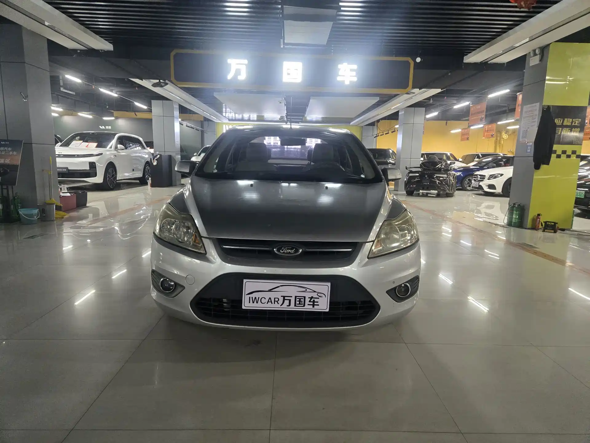 Фото 1 - Ford Focus