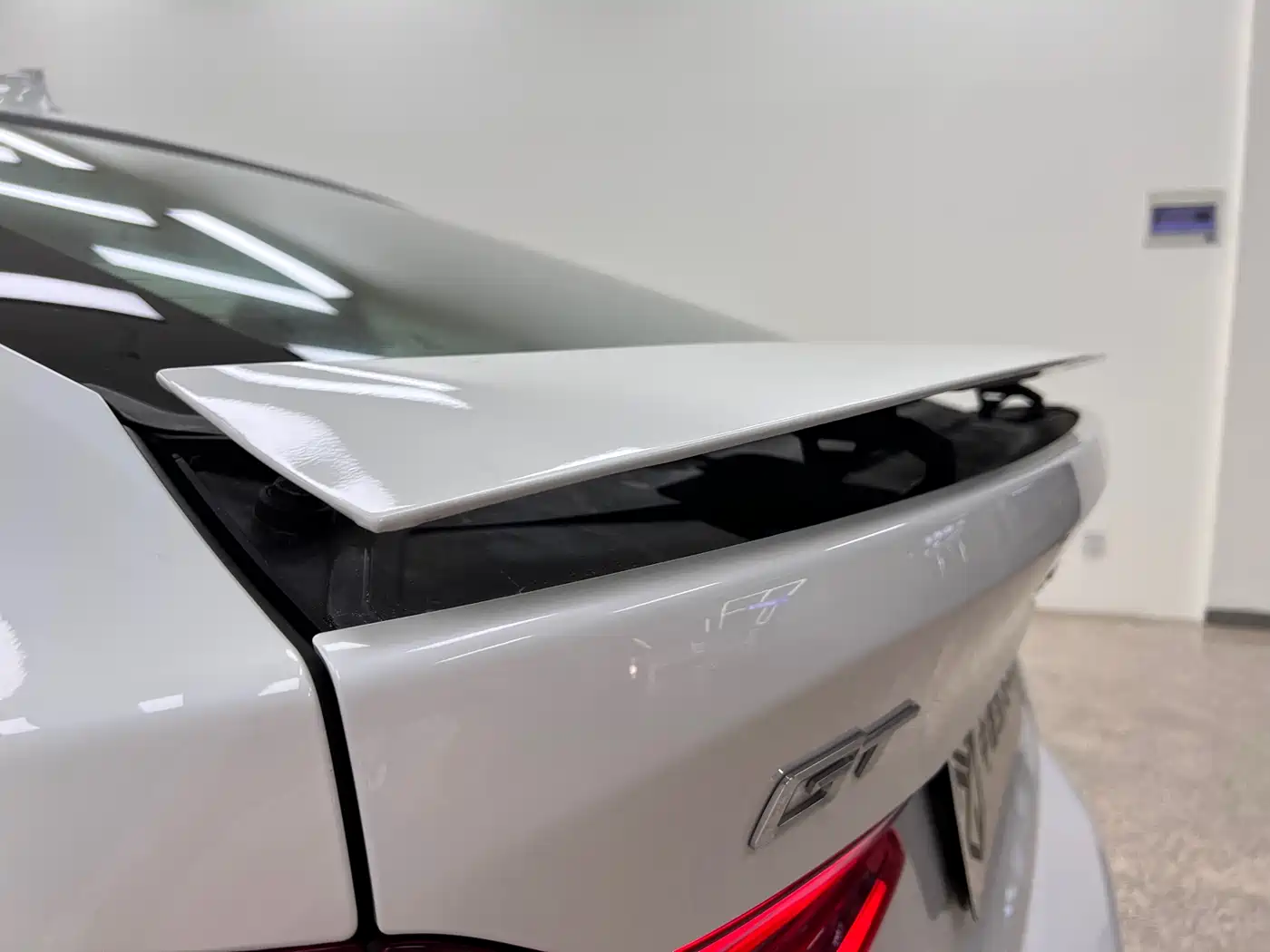 BMW 6 Series GT 2019 630i M Sport Package фото 9