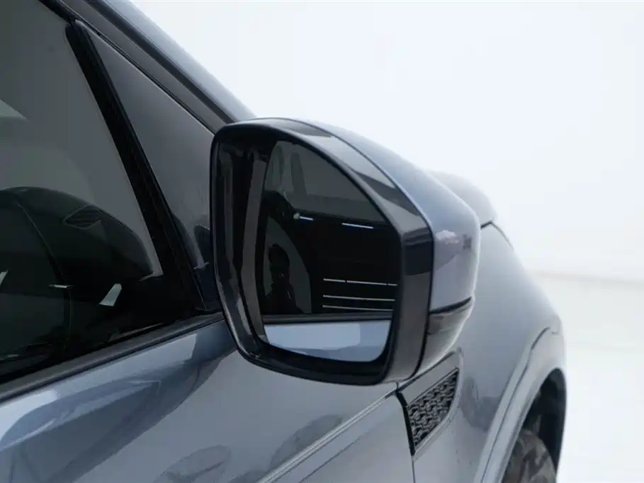 Land Rover Discovery Sport 2020 249PS R-Dynamic Performance фото 10