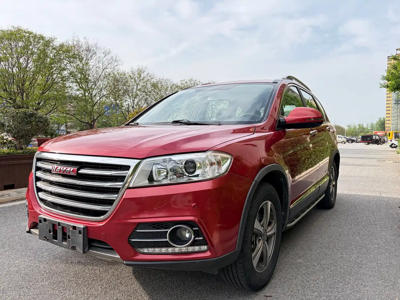 Photo 1 - Haval H6