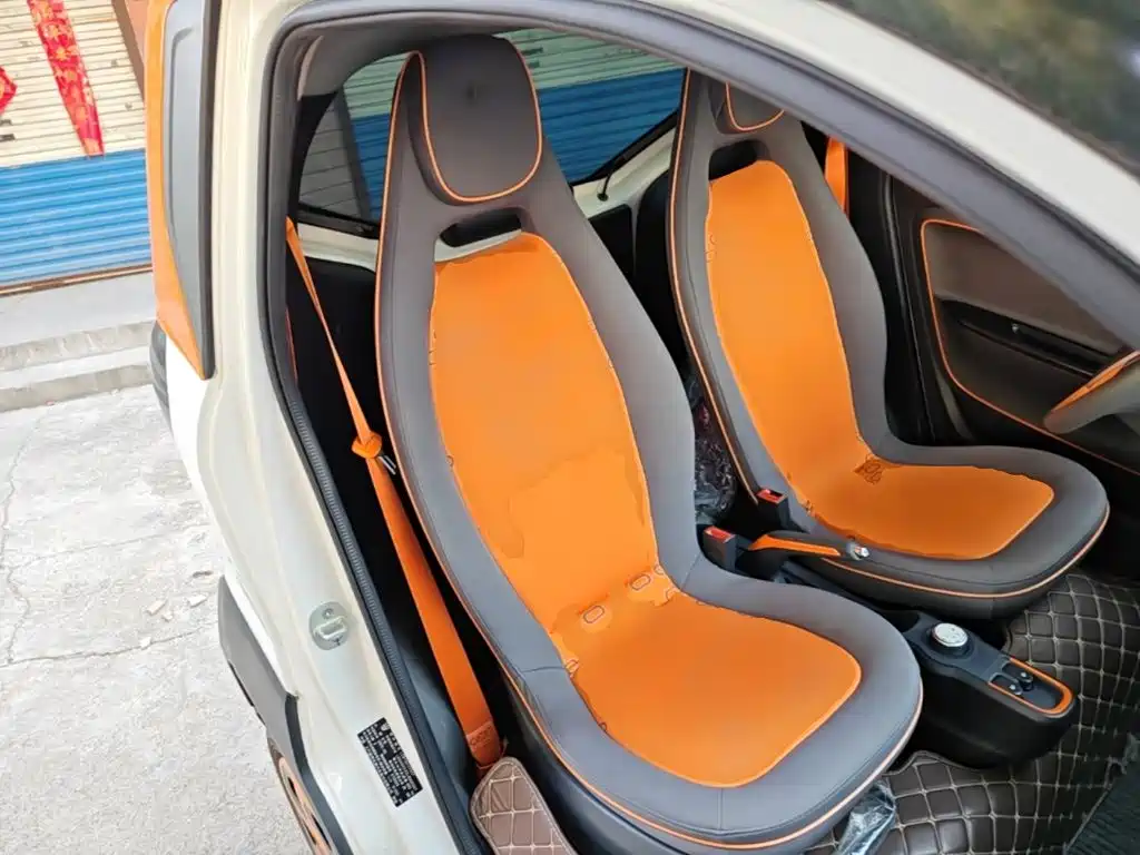 Фото 25 - Baojun E100