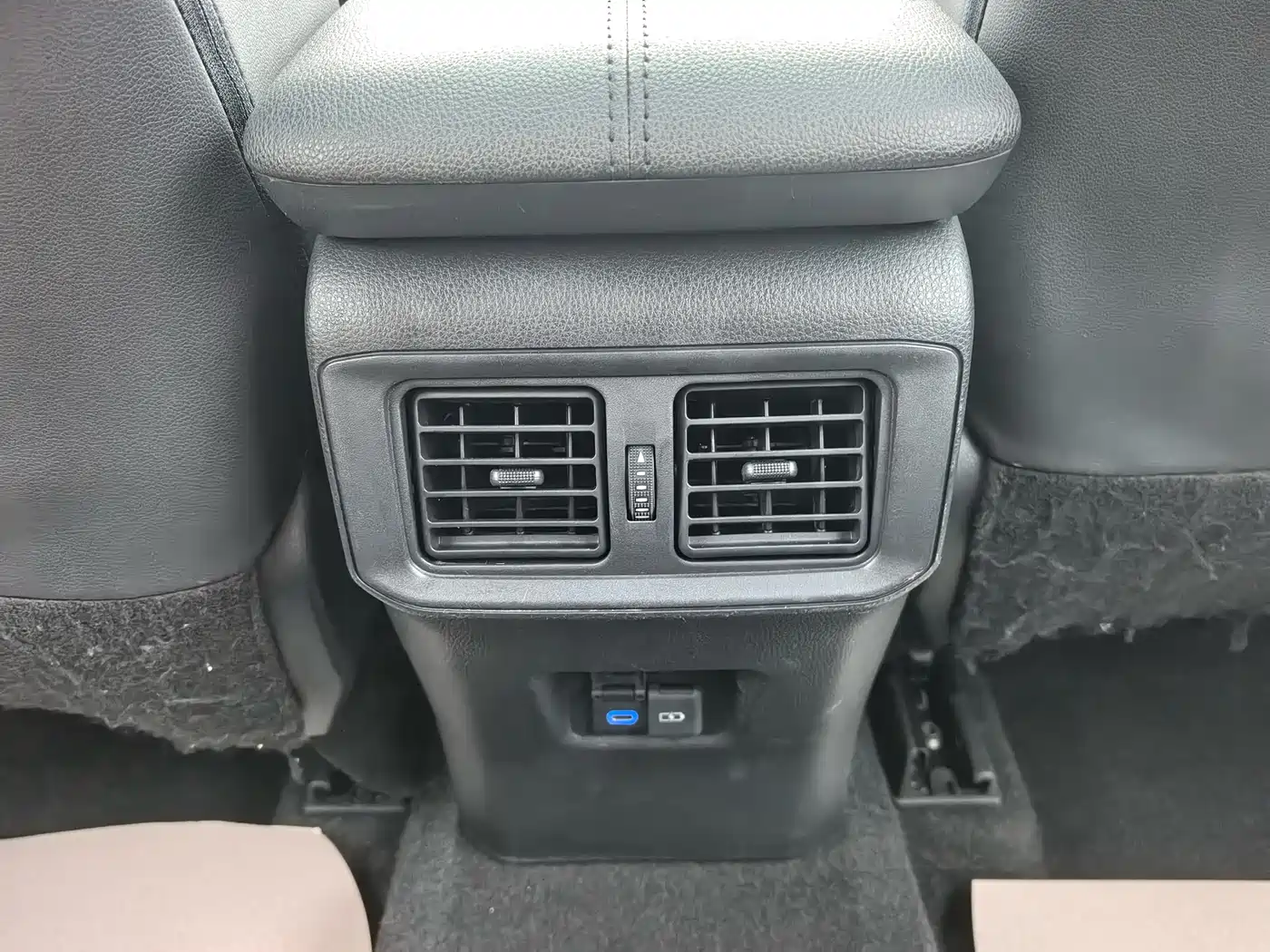 Toyota RAV4 Rongfang 2021 2.0L CVT 4WD Trend PLUS фото 18