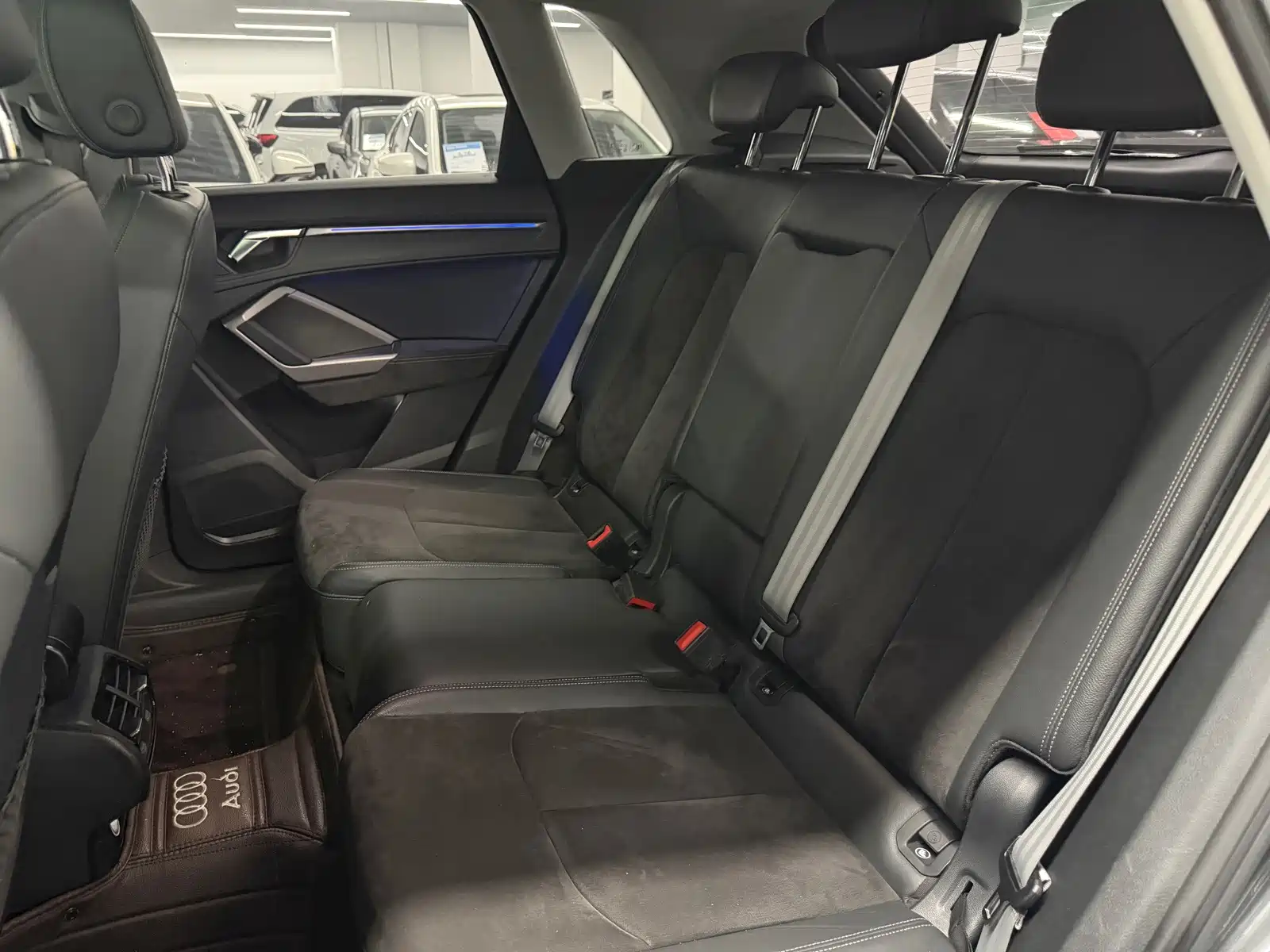 Photo 12 - Audi Q3