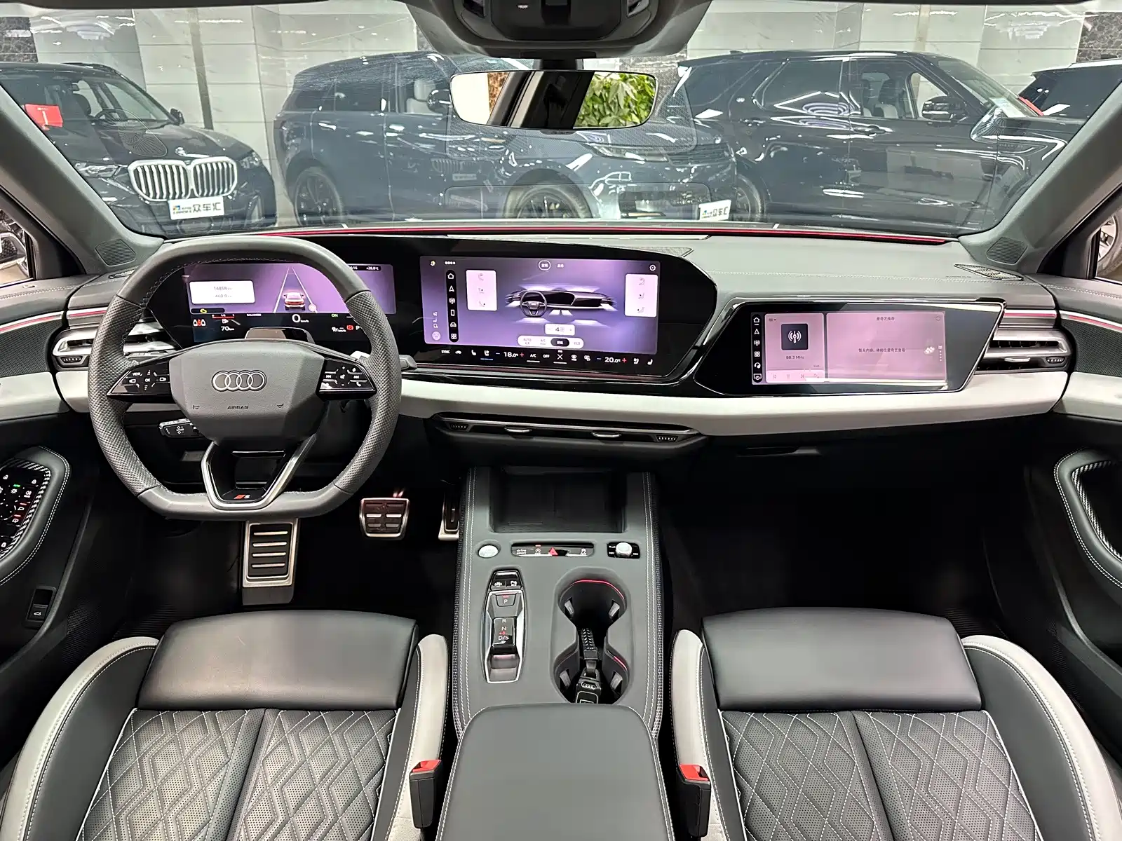 Photo 12 - Audi A5L
