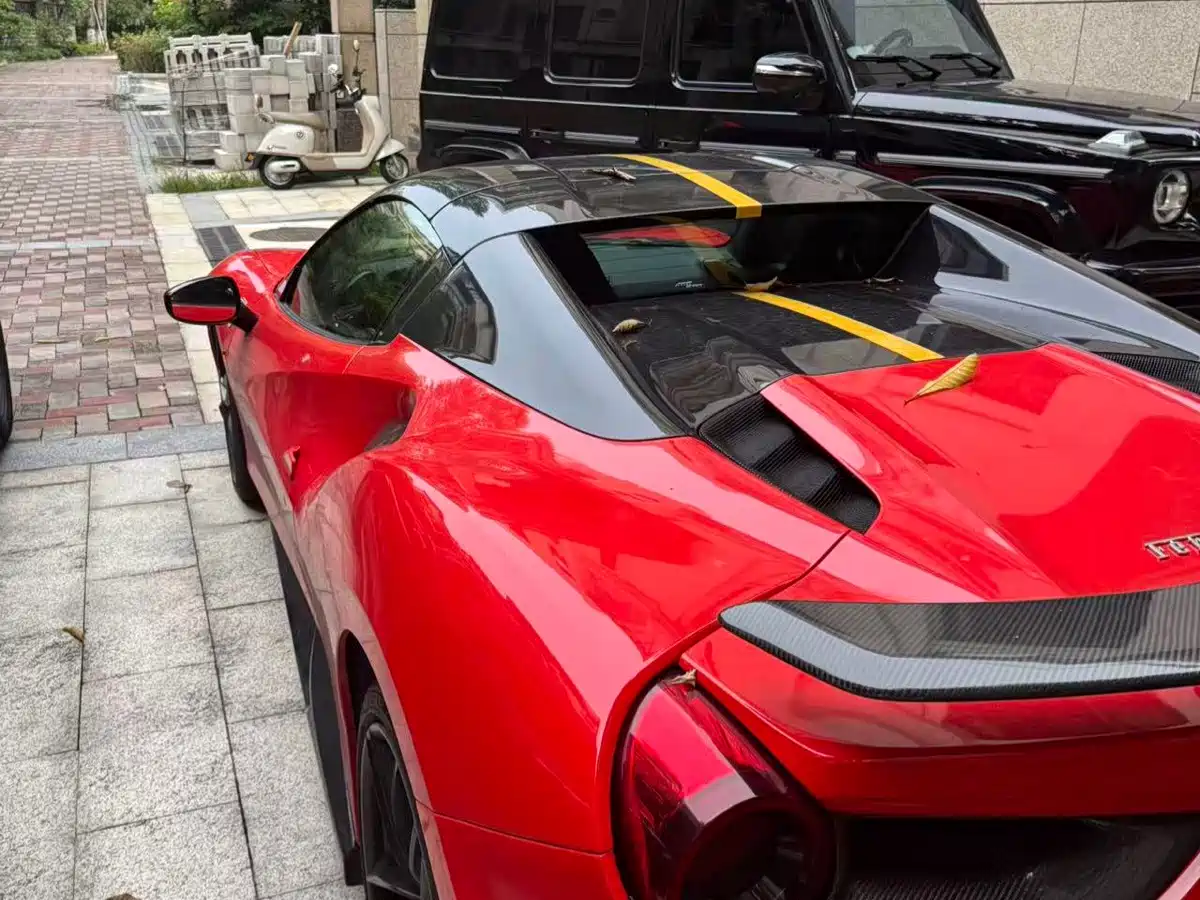 Ferrari 488 2019 2015 488 Spider