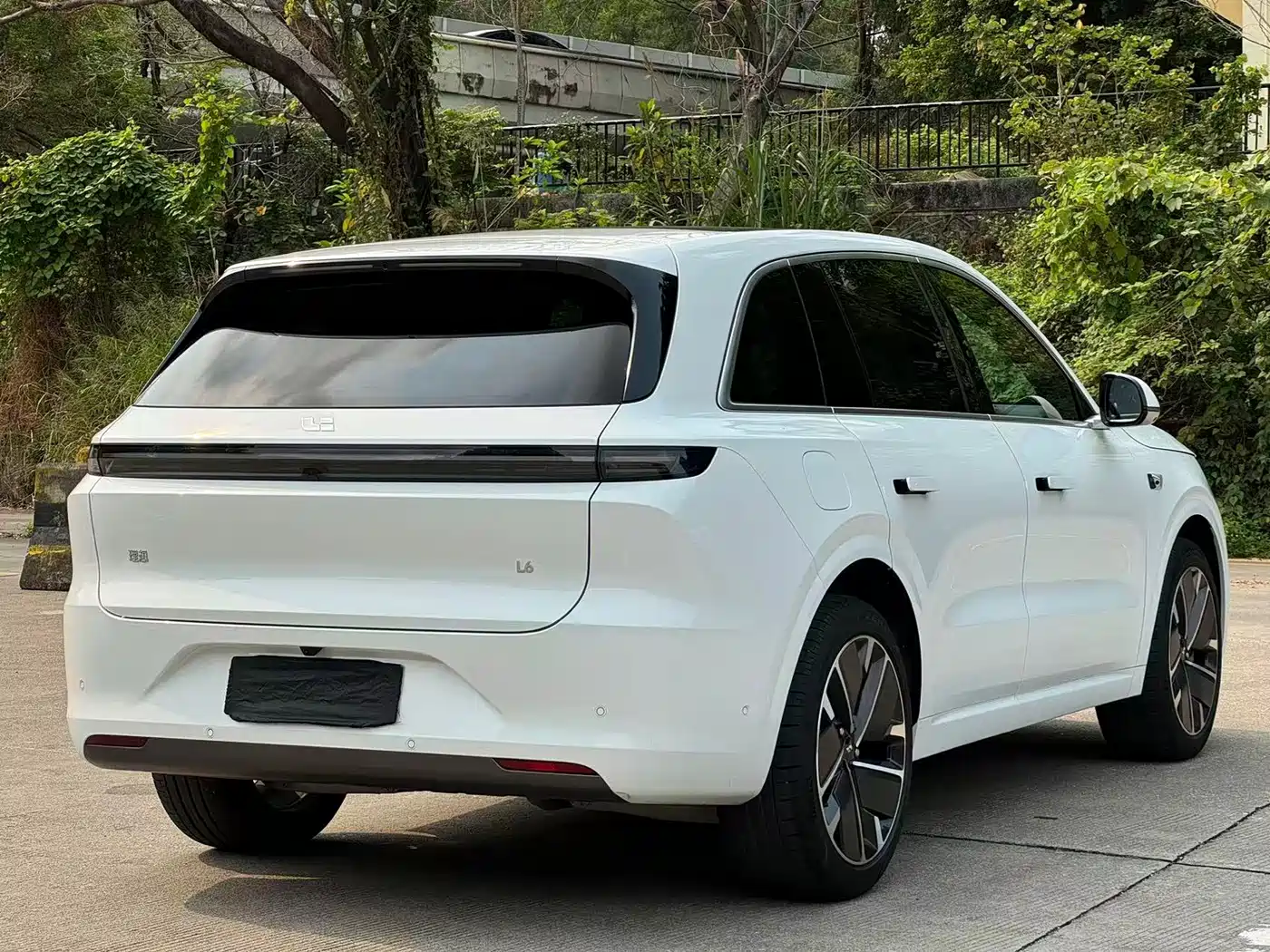 Li Auto IDEAL L6