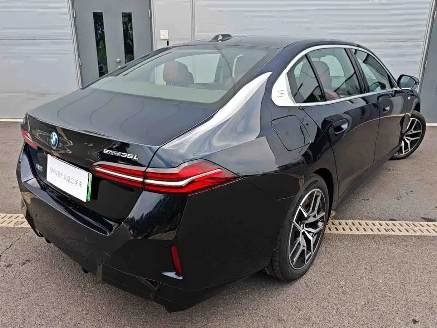 BMW i5 2025 2025 eDrive 35L M Sport Package