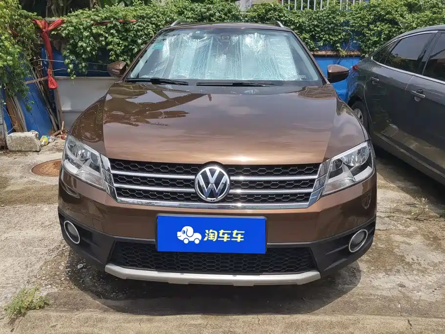Volkswagen Gran Lavida 2015 2014 1.6L Auto