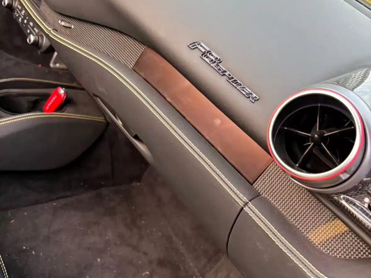 Ferrari F8 2022 2020 Spider 3.9T V8