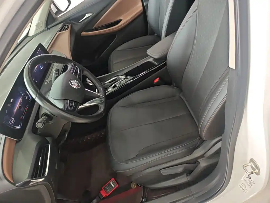 Фото 15 - Buick Verano