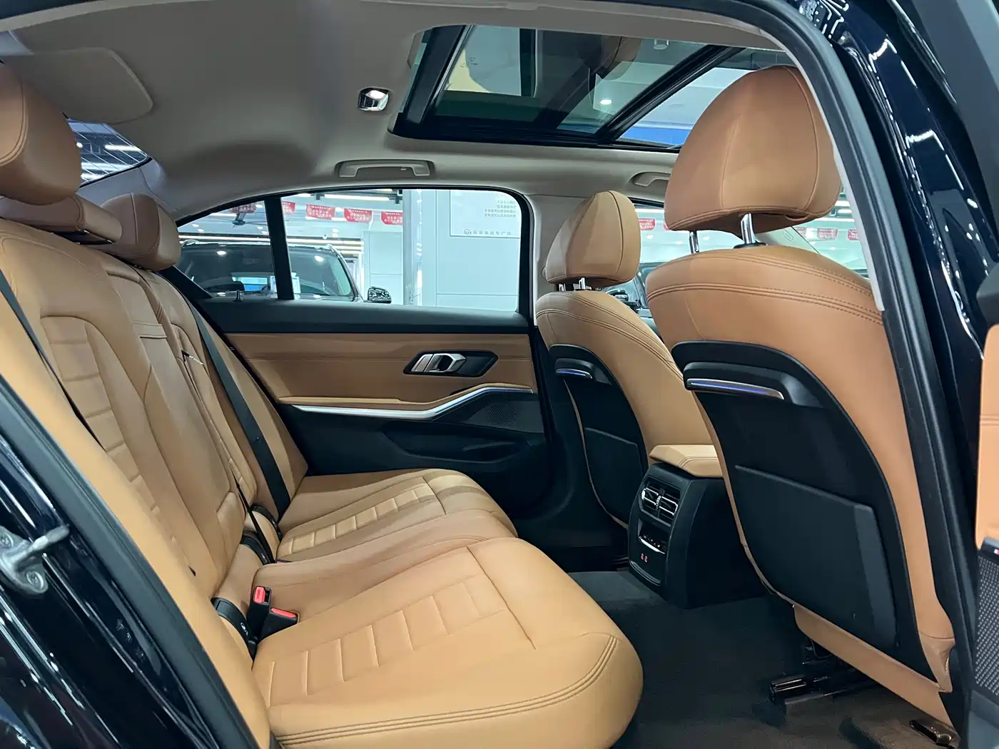 BMW 3 Series 2020 325Li M Sport Package фото 6