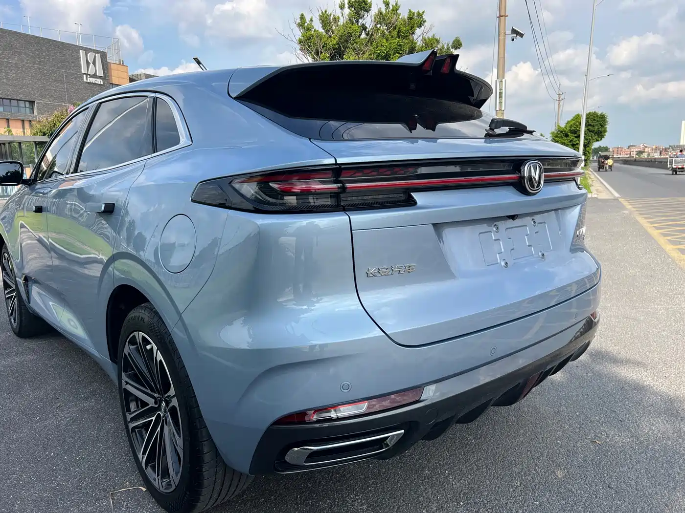 Changan UNI-K iDD 2022 2022 Blue Whale iDD 130km 1.5T Premium