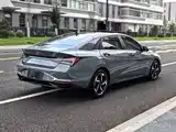 Photo 7 - Hyundai Elantra