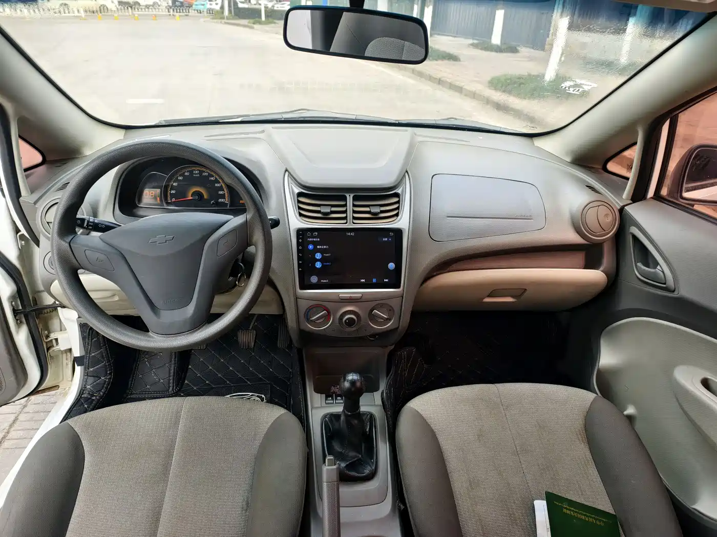 Chevrolet Sail 2013 Sedan 1.2L Manual Happiness Edition фото 7