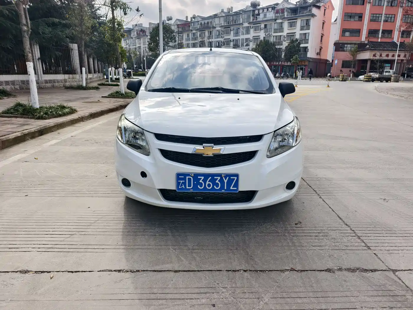 Chevrolet Sail 2013 Sedan 1.2L Manual Happiness Edition фото 2