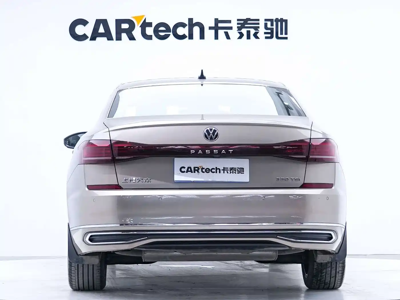 Volkswagen Passat 2022 330TSI Starlight Elite Edition фото 5