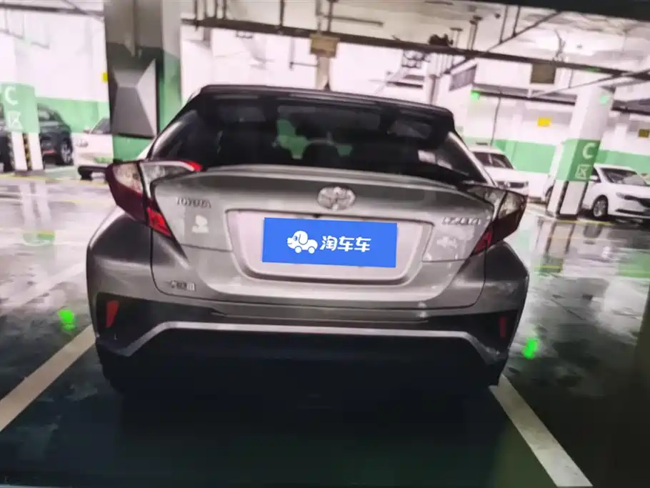 Toyota IZOA 2018 2.0L Sport Edition China VI фото 3