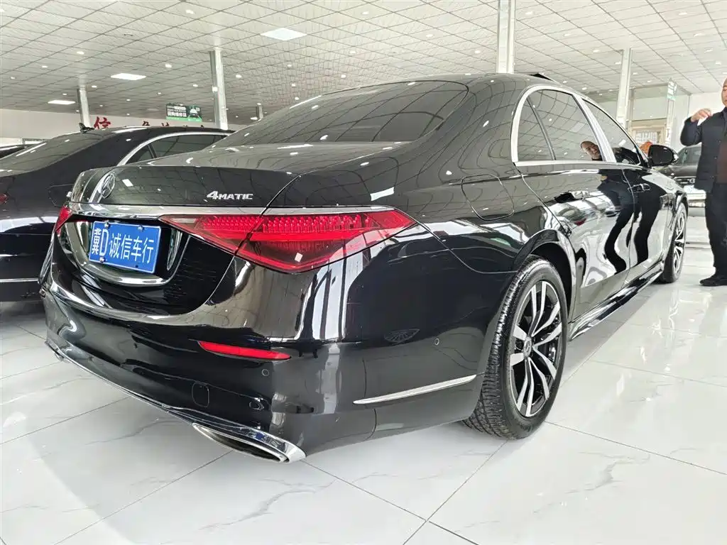 MERCEDES-BENZ S CLASS