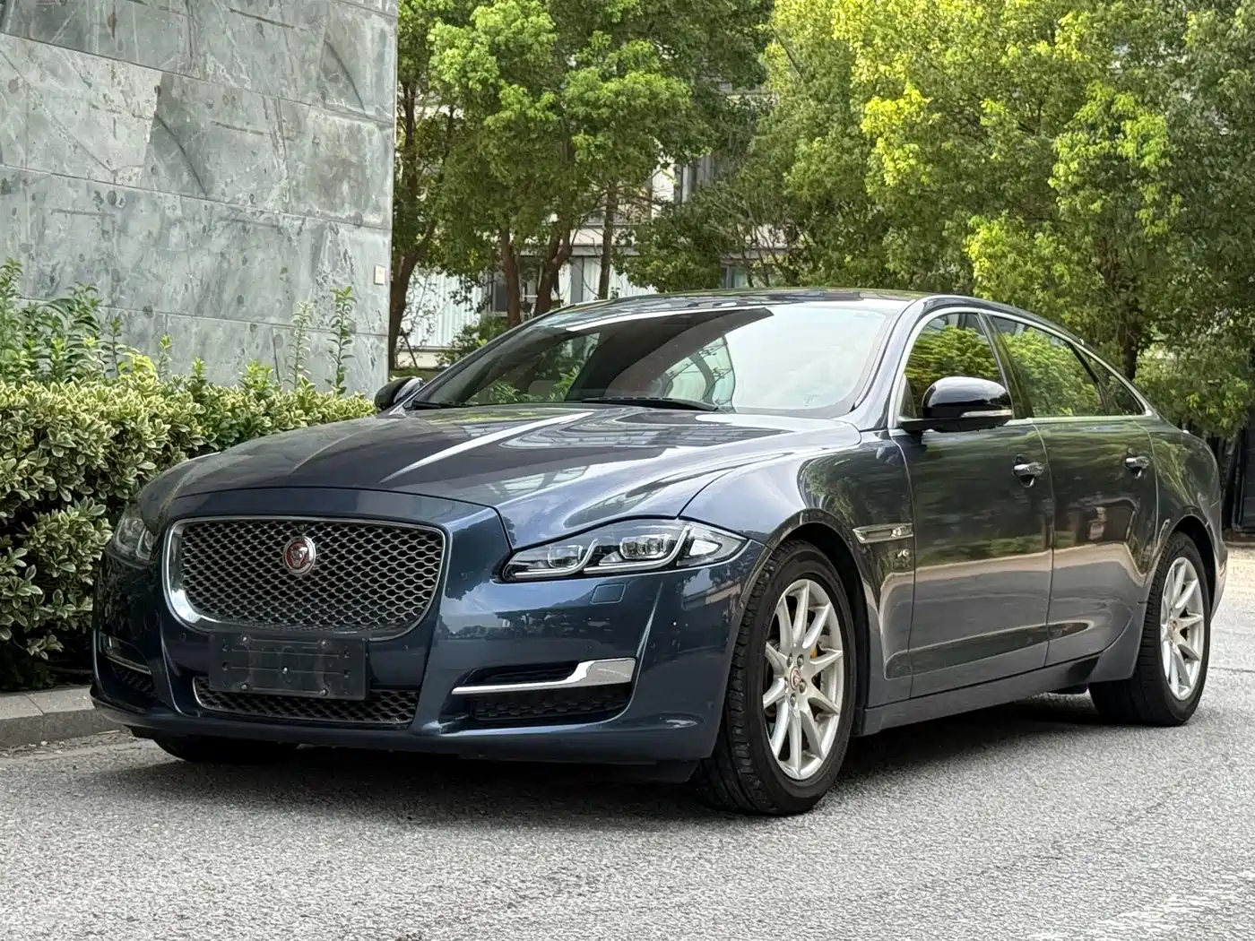 Jaguar XJ 2017 2016 XJL 3.0 SC 2WD Elegance Business Edition