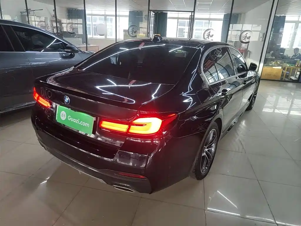 BMW 5 Series New Energy 2022 Facelift 535Le M Sport Package фото 7