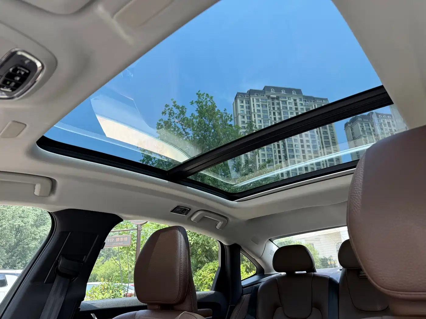 Volvo S90 Plug-in Hybrid 2019 2020 Model T8 E-Drive Hybrid Intelligent Luxury Edition