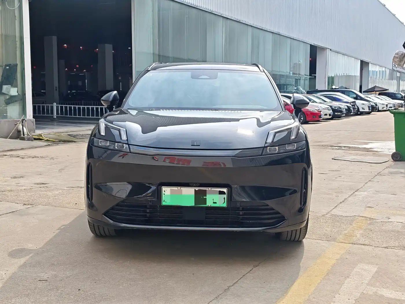 Lynk & Co 08 EM-P 2023 120km Long Range Pro фото 2