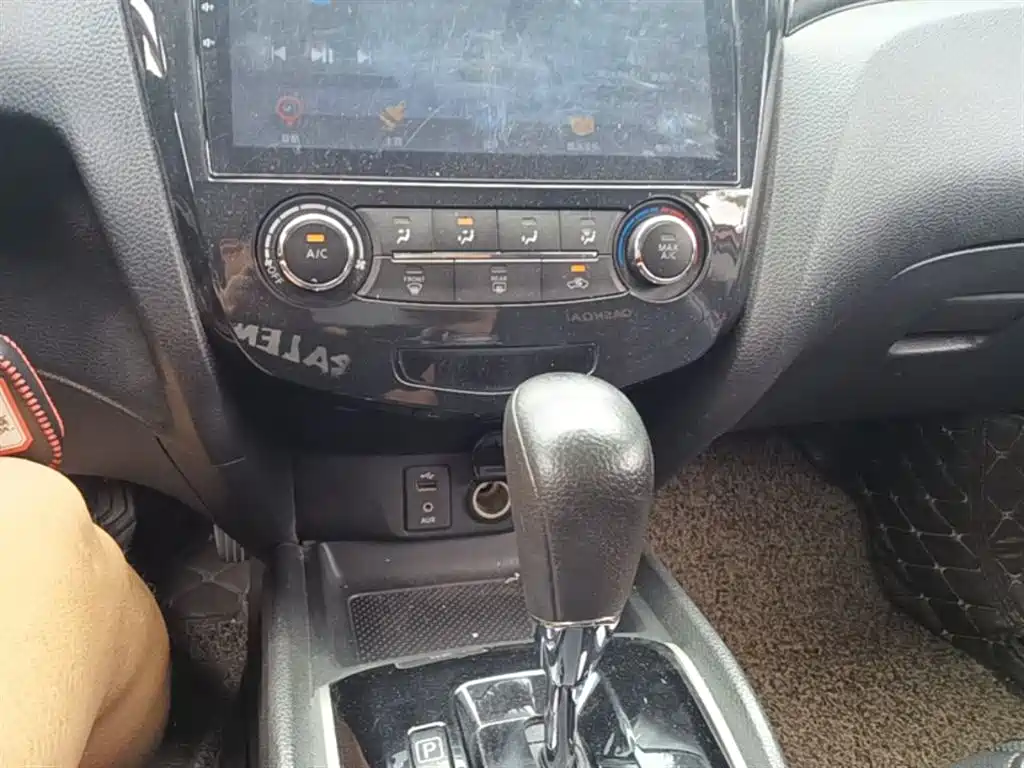 صورة 14 - Nissan Qashqai