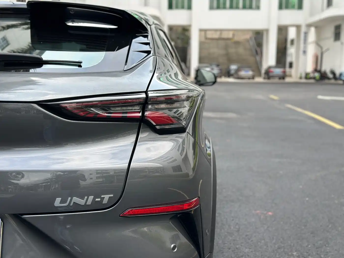 CHANGAN UNI-T