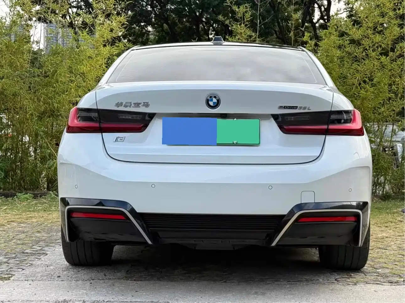 BMW i3 2024 eDrive 35 L фото 16