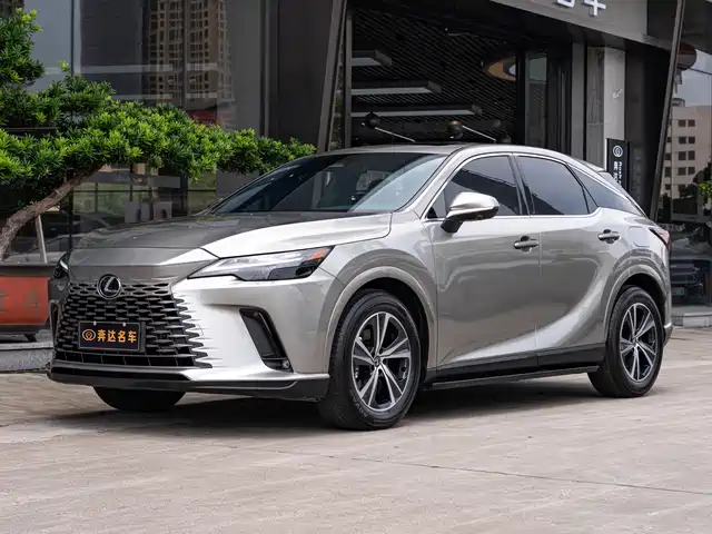 Lexus RX 2025